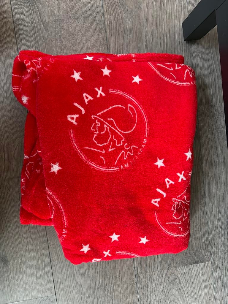 Ajax fleecedeken, Ophalen of Verzenden, Zo goed als nieuw, Rood, Rechthoekig