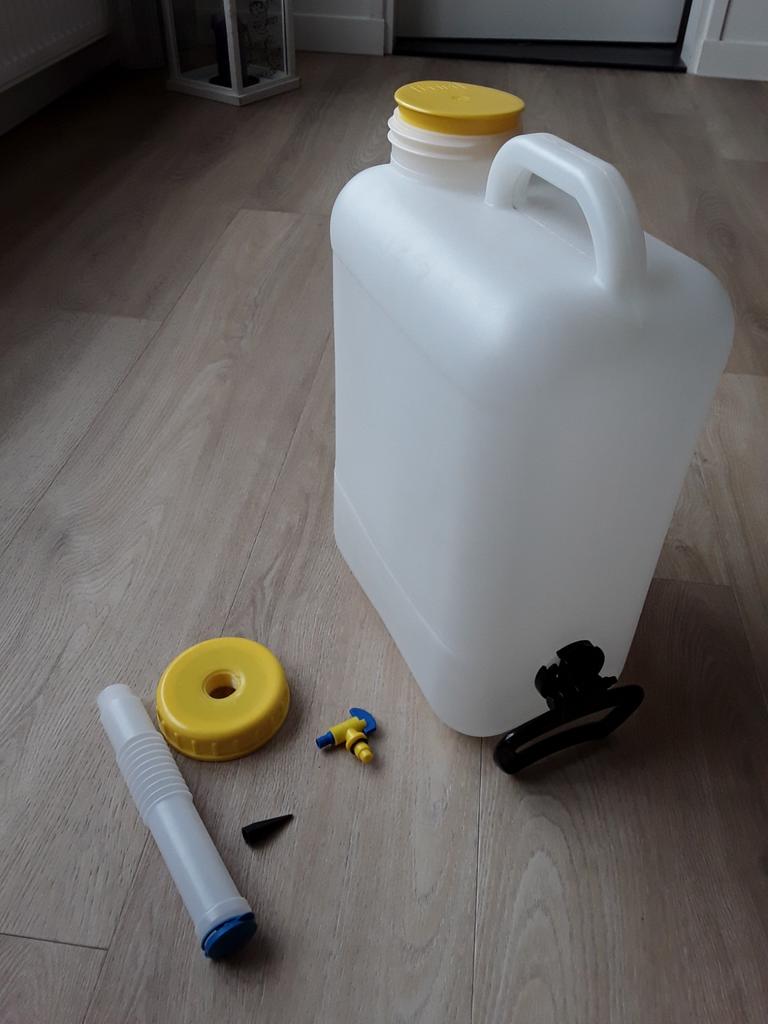 Zgan waterkan, waterjerrycan Petri voor op de camping., Ophalen of Verzenden, Zo goed als nieuw