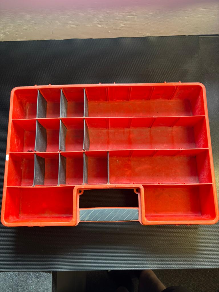 2x gereedschap bakjes, Doe-het-zelf en Verbouw, Kratten en Dozen, Doos, Minder dan 35 cm, Minder dan 50 cm, Ophalen of Verzenden