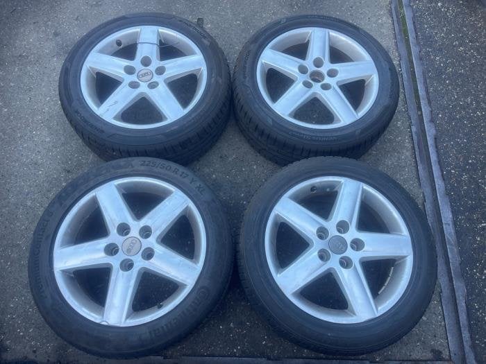 Sportvelgenset + banden van een Audi A6, Gebruikt, -, Verzenden, -