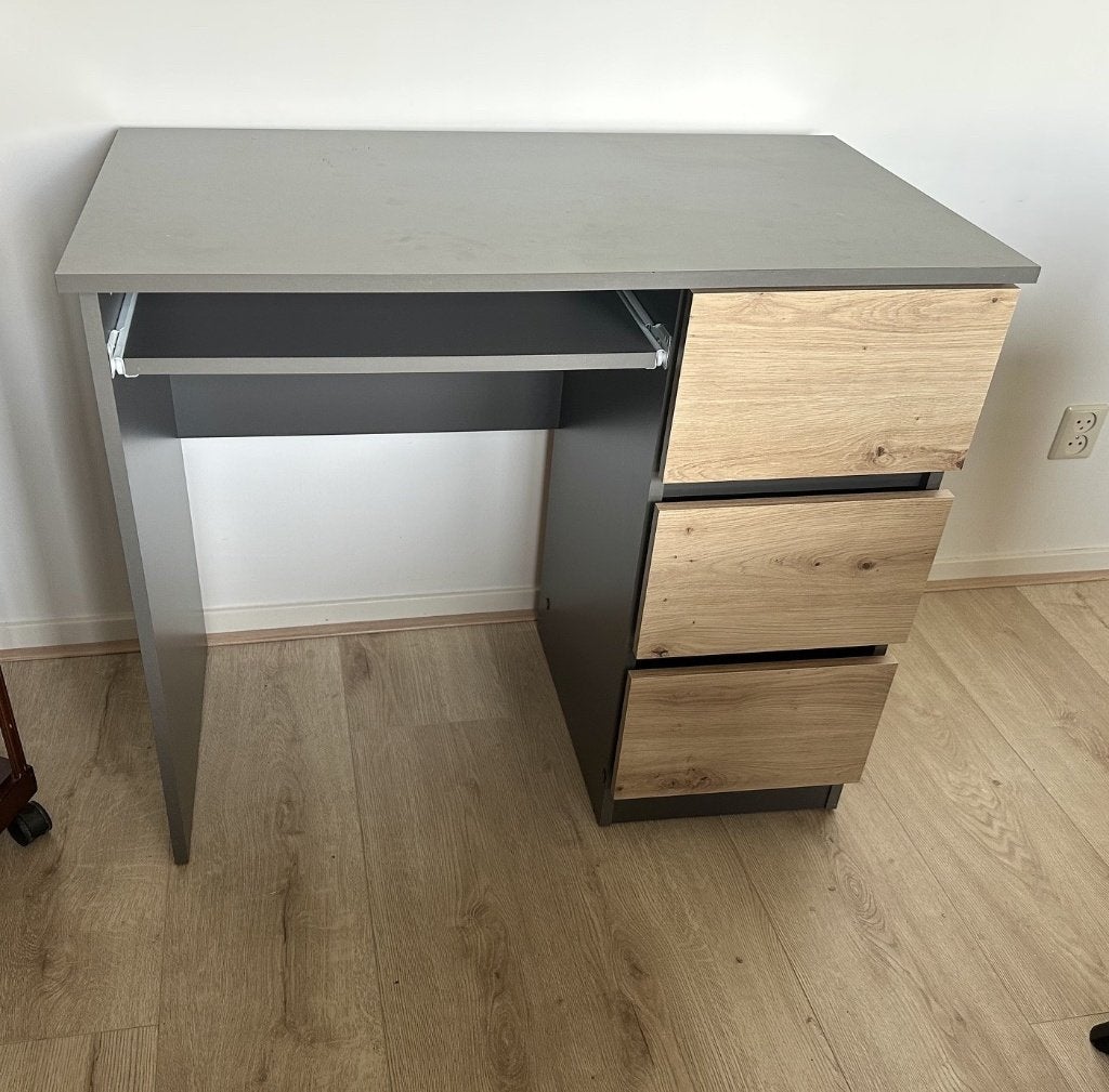 Klein bureau, Ophalen, Zo goed als nieuw, 50 cm, 90 cm