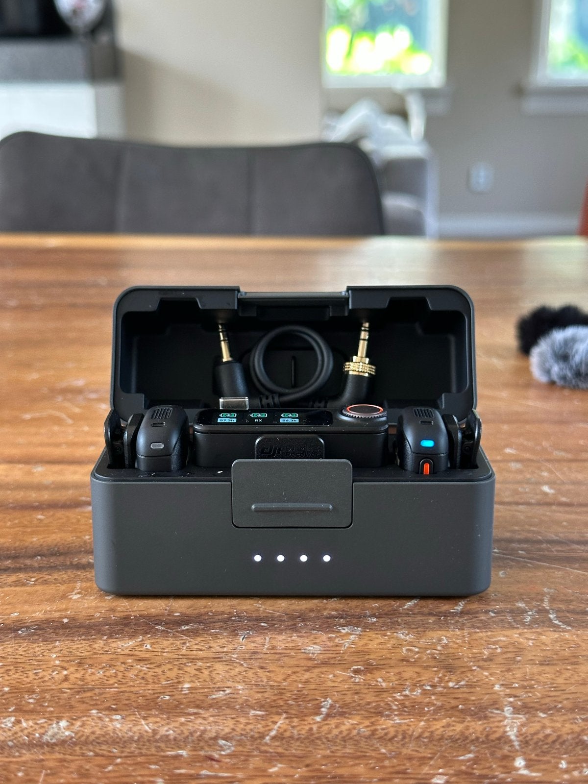 DJI Mic 3 met oplaadcase, 2 microfoons en 1 ontvanger, Muziek en Instrumenten, Ophalen of Verzenden, Zo goed als nieuw, Overige typen