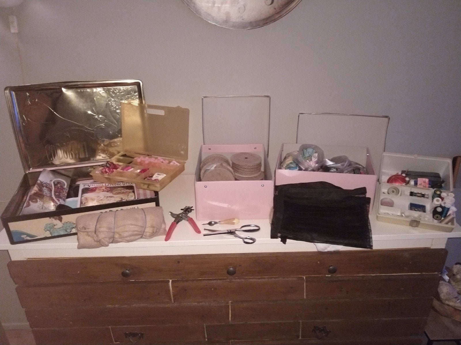 hoeveelheid fournituren inclusief stalen kartelschaar canary, Hobby en Vrije tijd, Ophalen, Rits of Sluiting