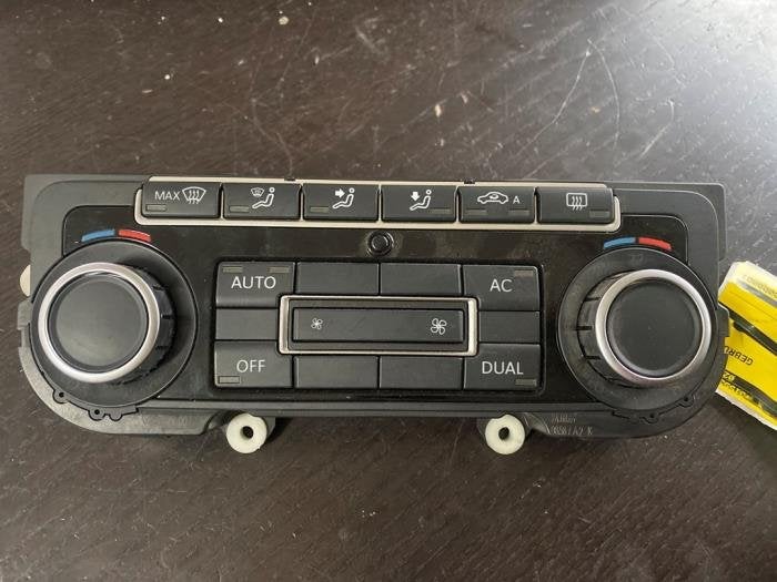 Kachel Bedieningspaneel van een Volkswagen Golf, Auto-onderdelen, Gebruikt, -, Volkswagen, -