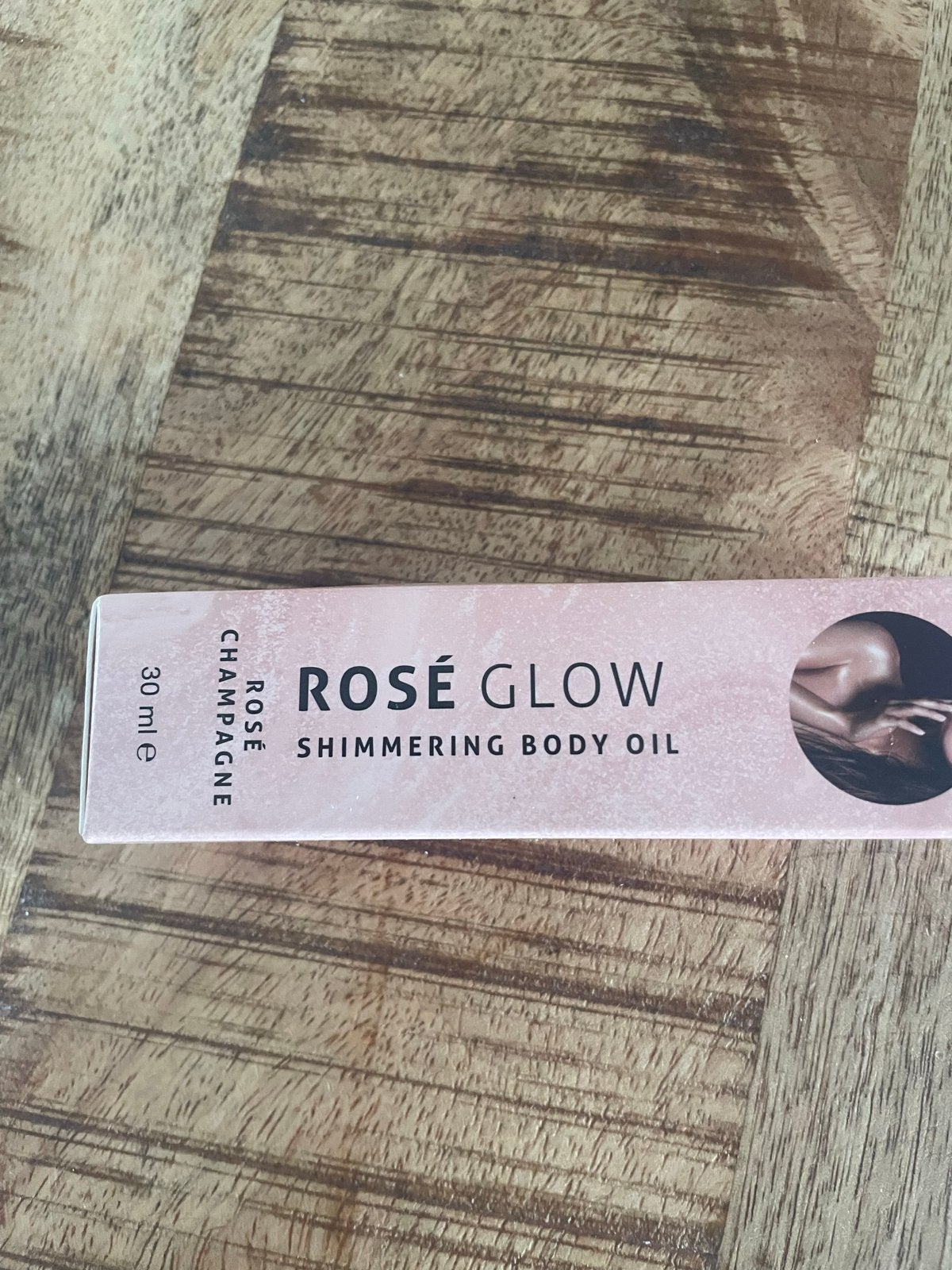 Rosé Glow Shimmering Body Oil - Glitter Olie 30ml, Ophalen of Verzenden, Nieuw, Bodylotion, Crème of Olie