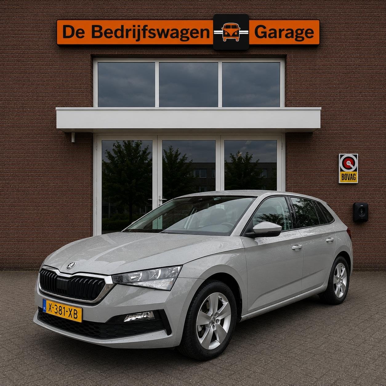 Skoda Scala 1.0 TSI Ambition | Apple CarPlay | Cruise Contro, Voorwielaandrijving, Gebruikt, Automatische klimaatregeling, Origineel Nederlands