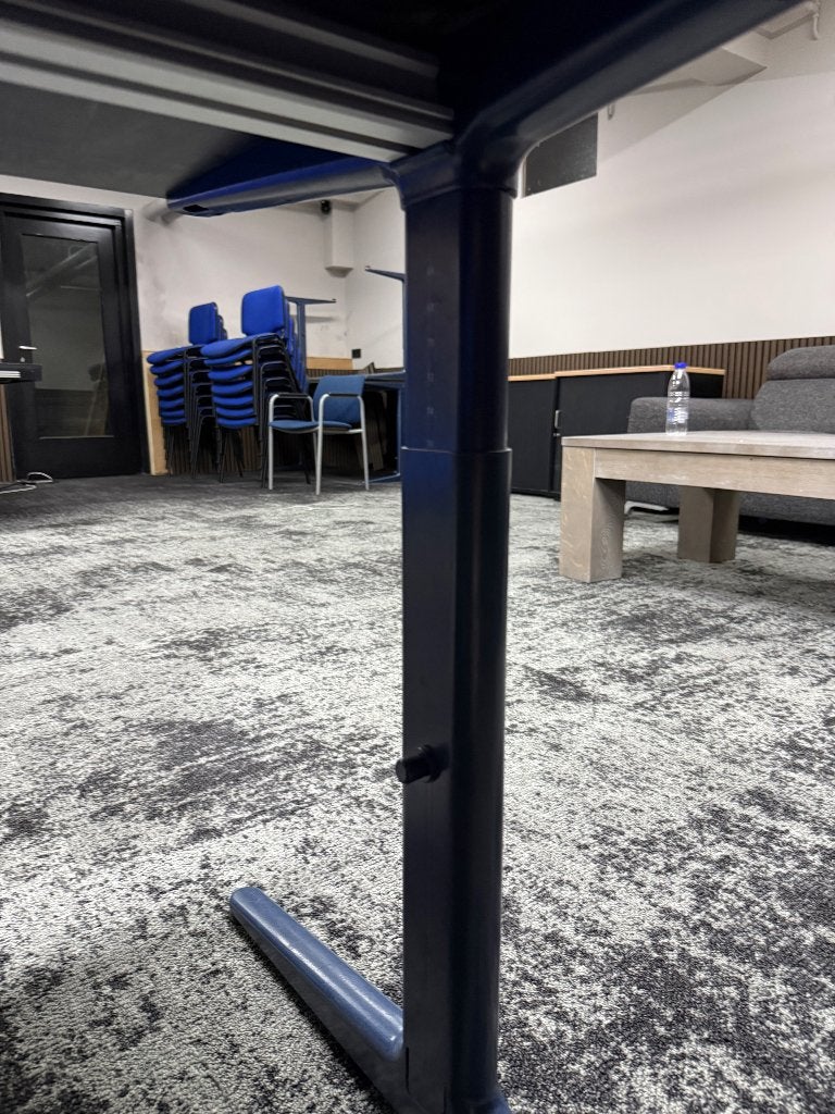 6x Ahrend verstelbare tafels/bureau 80 x 160 cm, Ophalen, Overige typen, Gebruikt, In hoogte verstelbaar