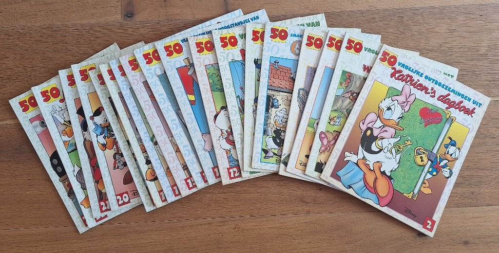 18x 50 vrolijke grappen Donald Duck, Dagobert, Katrien, etc, Boeken, Meerdere stripboeken, Ophalen of Verzenden, Zo goed als nieuw