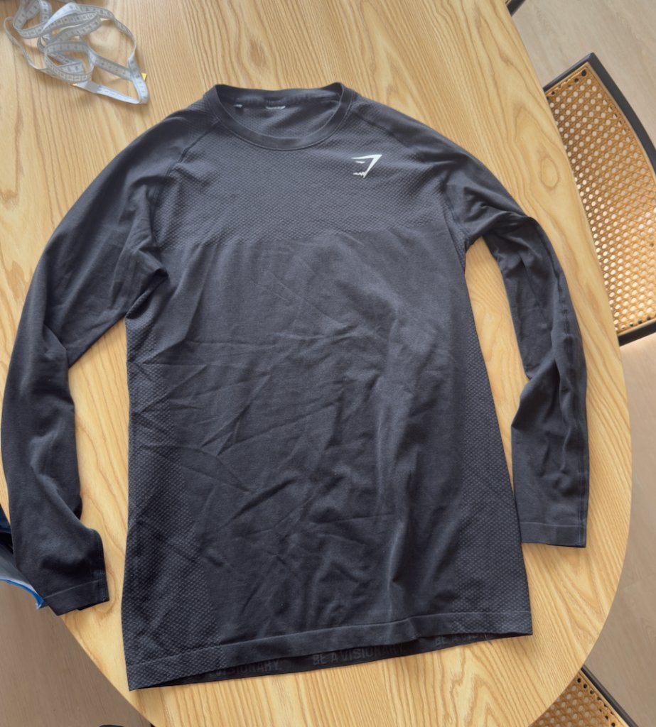 Gymshark shirt zwart (M), Fitness, Maat 48/50 (M), Zwart, Ophalen of Verzenden