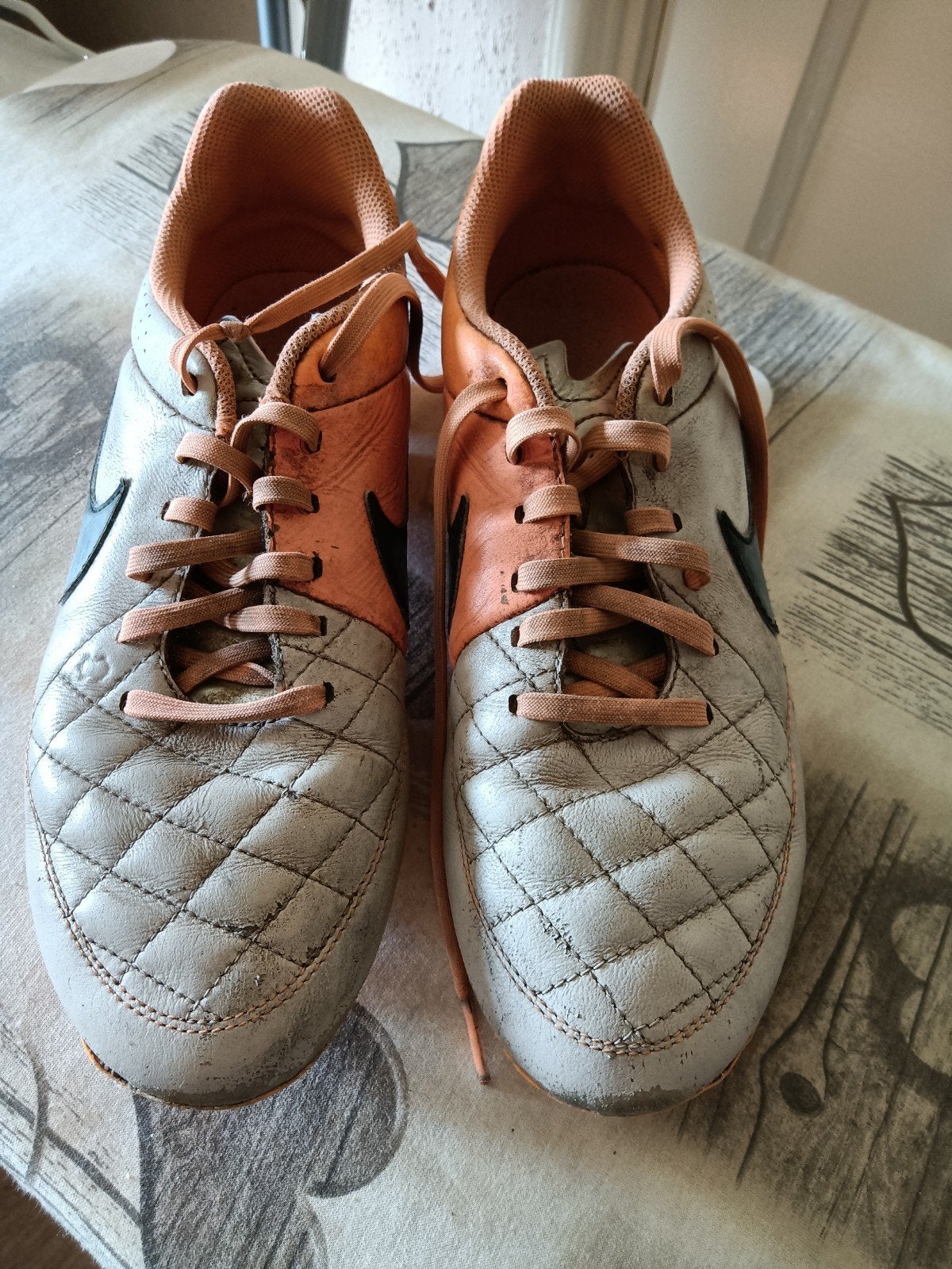 Nike voetbalschoenen, Sport en Fitness, Voetbal, Ophalen, Gebruikt, Maat XS of kleiner, Schoenen