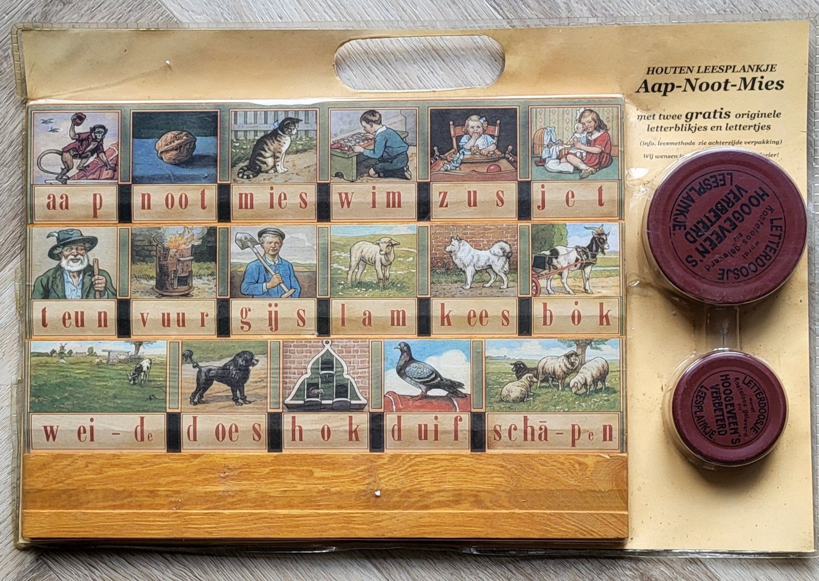 Nieuw nostalgisch Leesplankje 'Aap-Noot-Mies', Ophalen of Verzenden