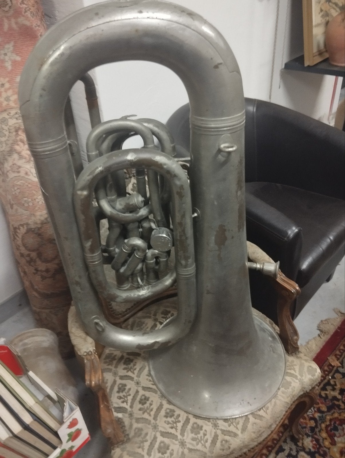 oude tuba of bombardon, Ophalen, Gebruikt
