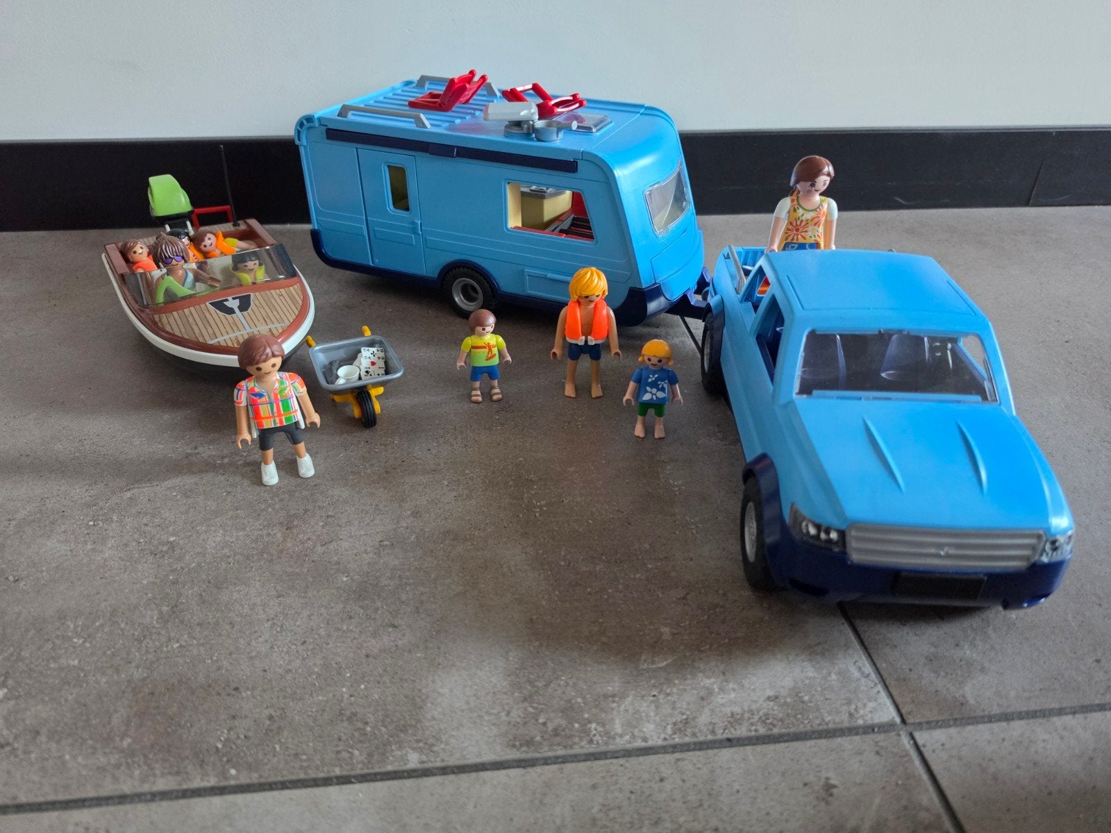 Playmobil Camper, Pick-up, Boot en Familie Speelset, Ophalen, Zo goed als nieuw, Jongen of Meisje
