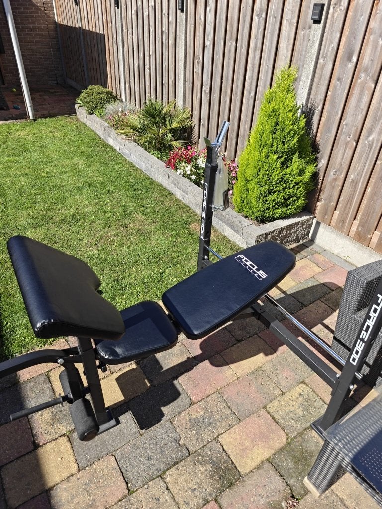 Halterbank Focus Fitness Force 300, Ophalen, Zo goed als nieuw, Krachtstation