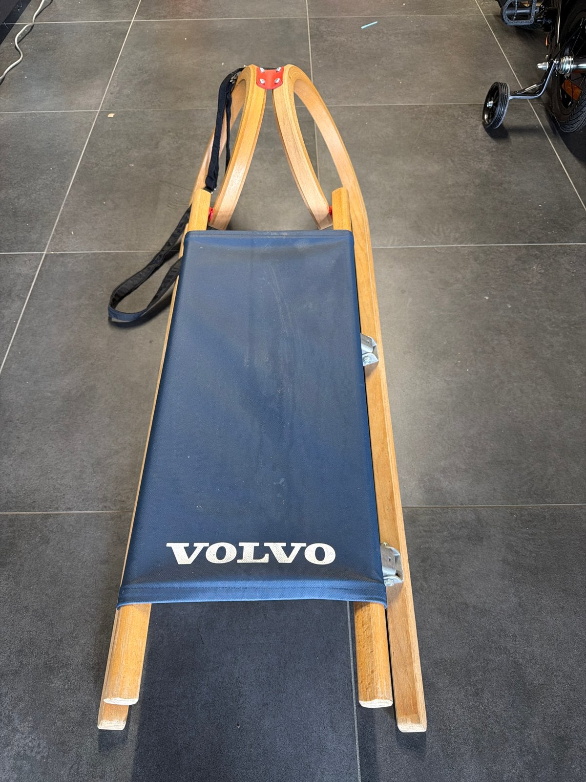 Volvo houten slee met stoffen zitting, Ophalen of Verzenden, Gebruikt, Hout