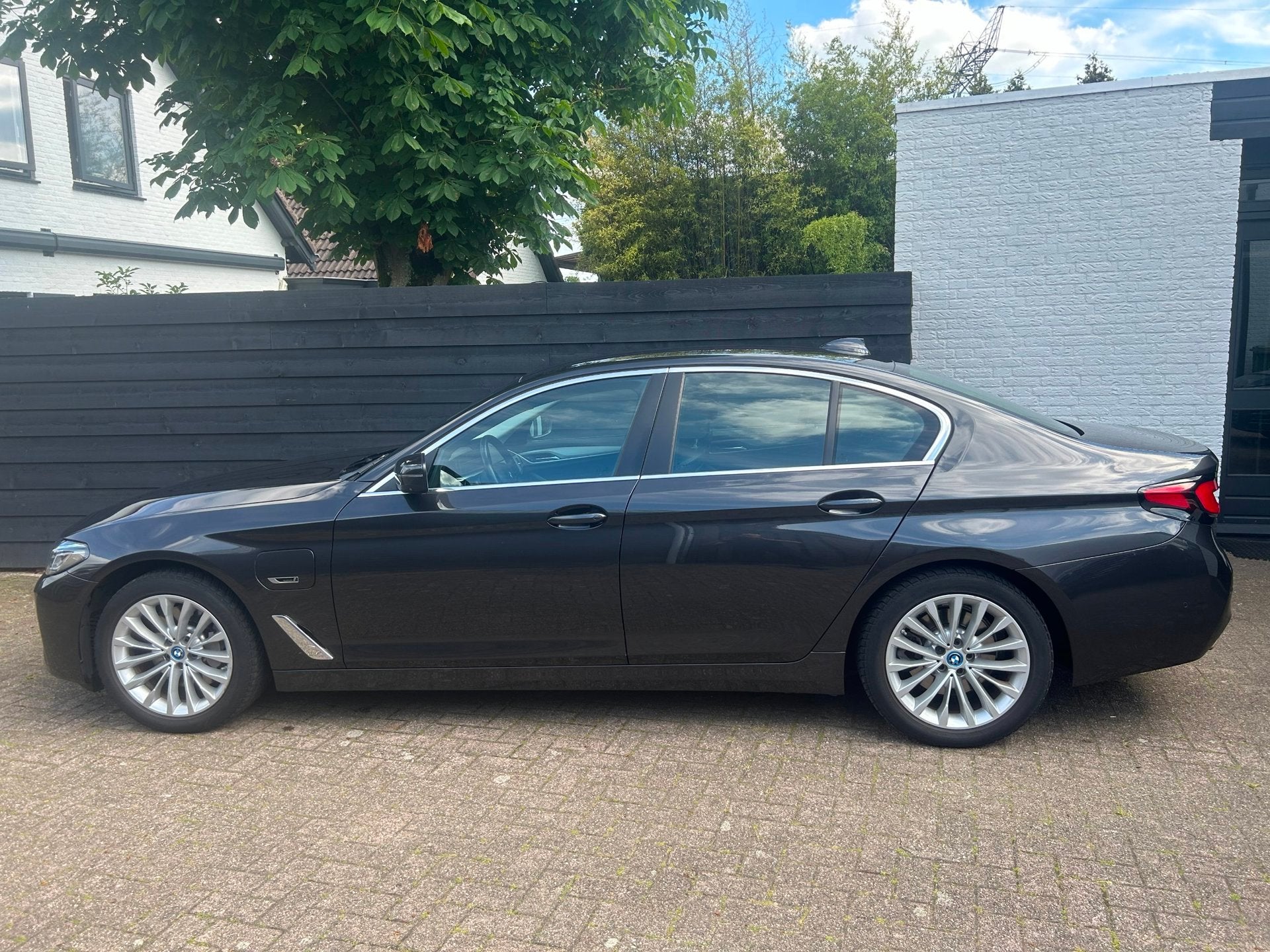 BMW 5-serie 530e Business Edition Plus, Laser, HUD Comfortst, Auto's, Achterwielaandrijving, Gebruikt, 4 cilinders, Bedrijf