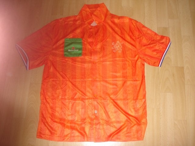 HEINEKEN ORANJE SHIRT + GROEN BROEKKIE ( MAAT L/XL )NIEUW, Albert Heijn, Ophalen of Verzenden