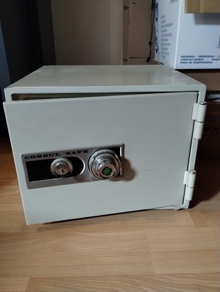 brandkast, Huis en Inrichting, Brandblussers en Brandkasten, Ophalen, Zo goed als nieuw, Brandkast