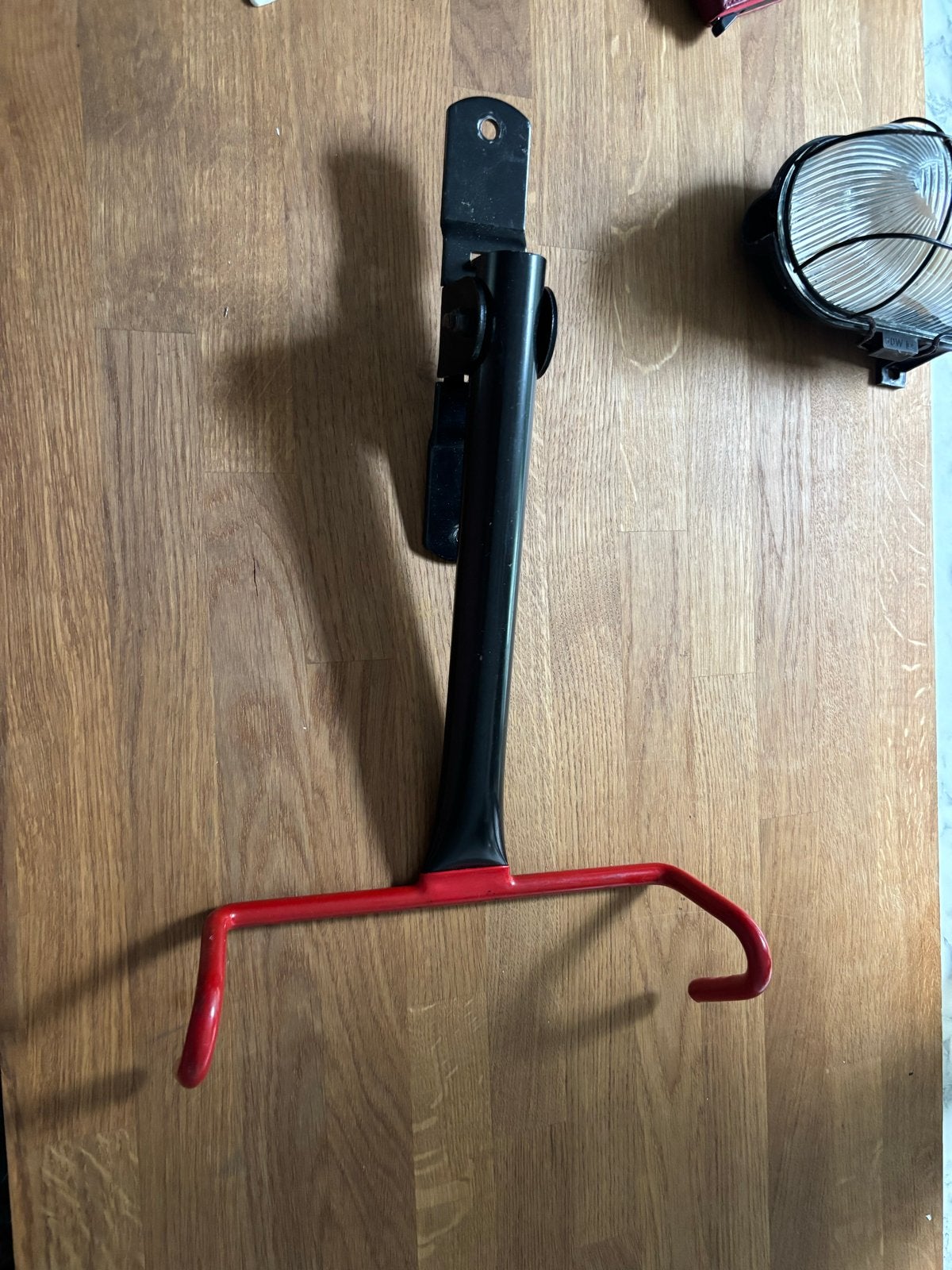 Fietsdrager voor aan de muur - handig en ruimtebesparend, Ophalen of Verzenden, Gebruikt