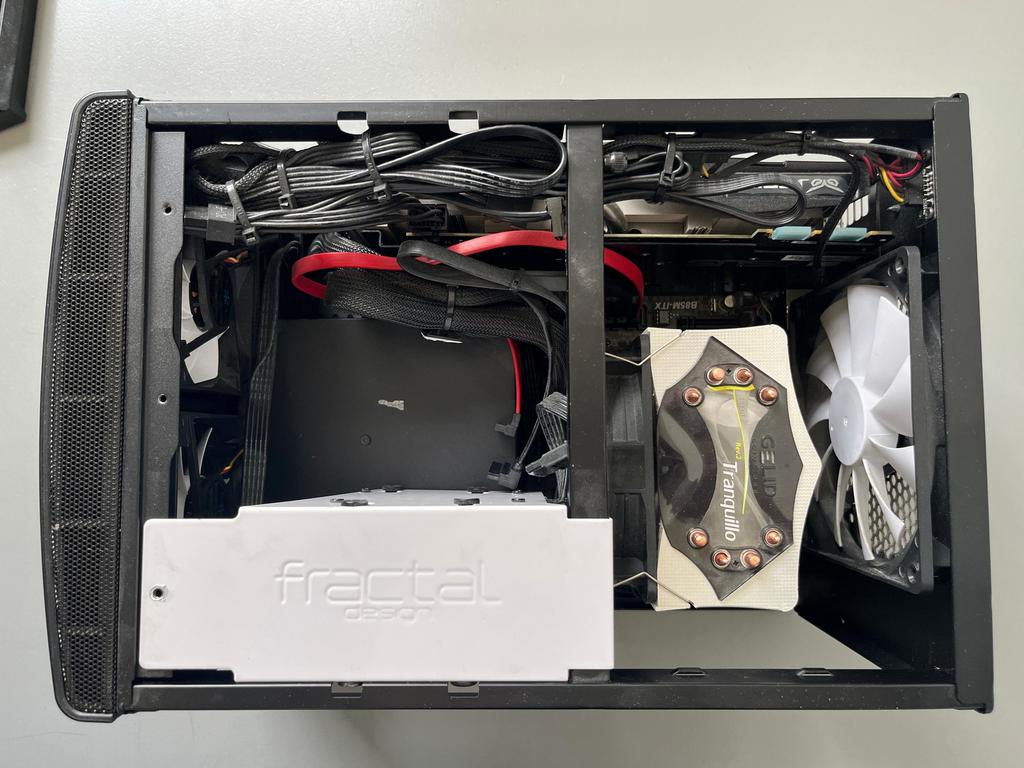 Uitgebreide mini-ITX Game-PC o.a. GTX 970, 16GB RAM, scherm, 101 t/m 150 Hz, Full HD, Ophalen of Verzenden, Zo goed als nieuw