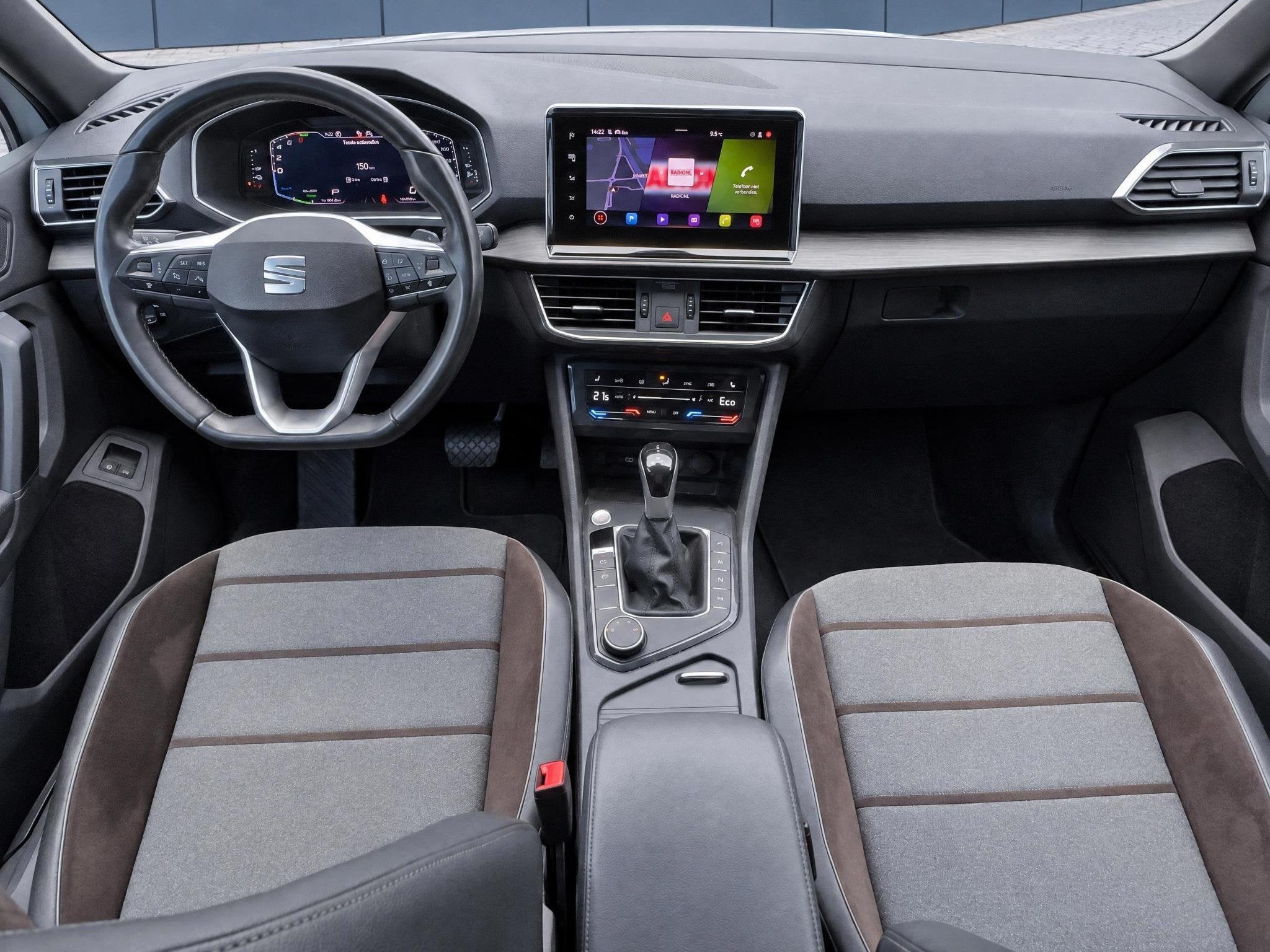 SEAT Tarraco 1.4 TSI e-Hybrid PHEV Xperience Business Intens, Auto's, Euro 6, 4 cilinders, Alcantara, Wit