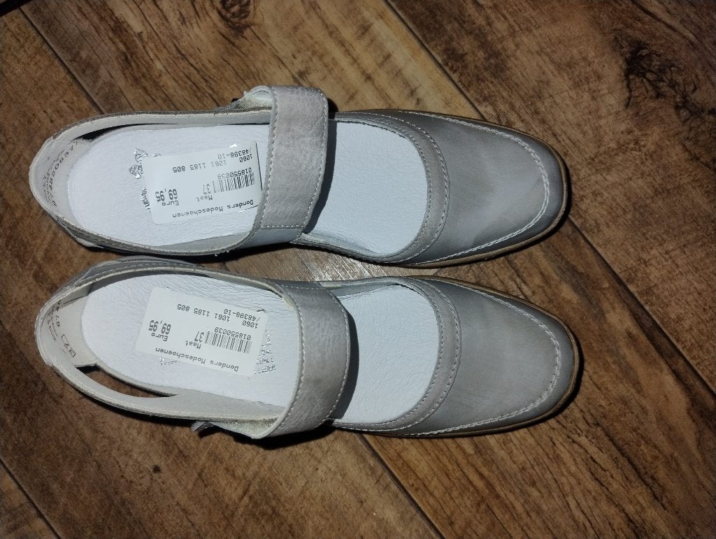 Rieker comfortschoenen nieuw in doos, Schoenen met lage hakken, Nieuw, Ophalen of Verzenden, Grijs