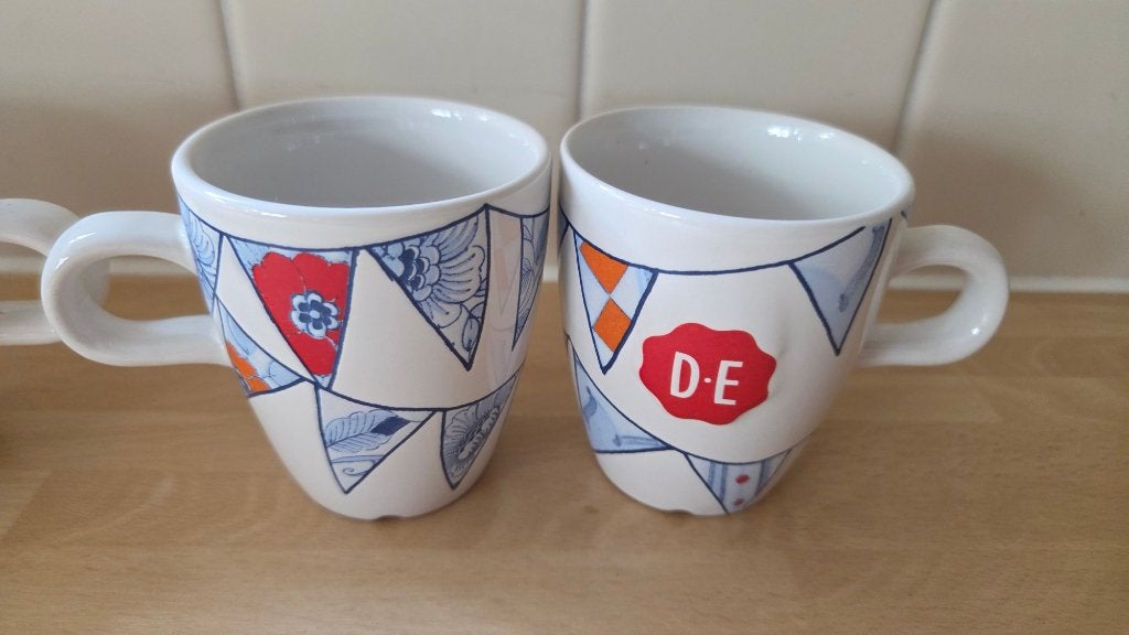4x DE senseo mokjes Burendag, Ophalen of Verzenden, Zo goed als nieuw, Overige stijlen, Kop(pen) en/of Schotel(s)