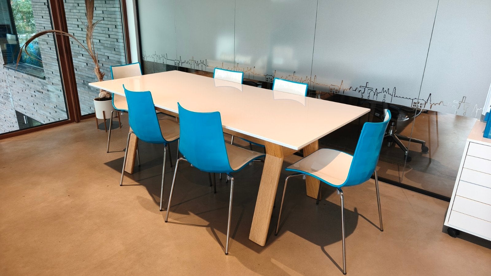 Zuiver Vergadertafel met 6 stoelen, Ophalen, 200 cm of meer, 50 tot 100 cm, Zo goed als nieuw