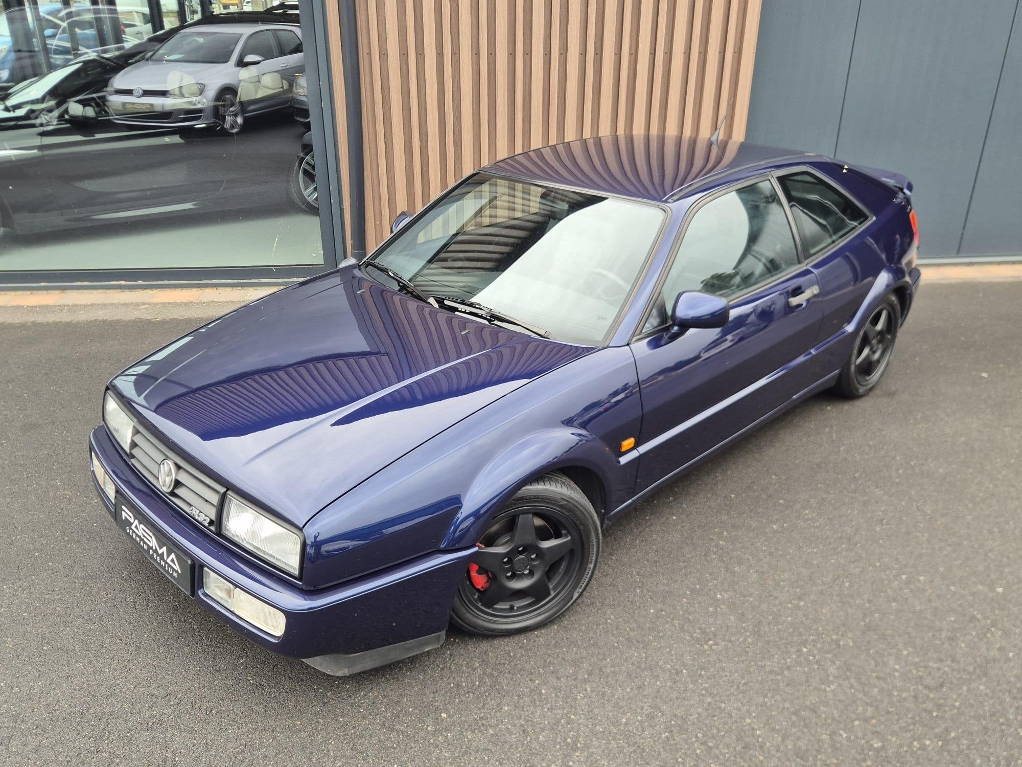 Volkswagen Corrado 3.2 V6 R32 | Gerestaureerd | Liefhebbersa, Auto's, Voorwielaandrijving, Stof, Zwart, 3189 cc
