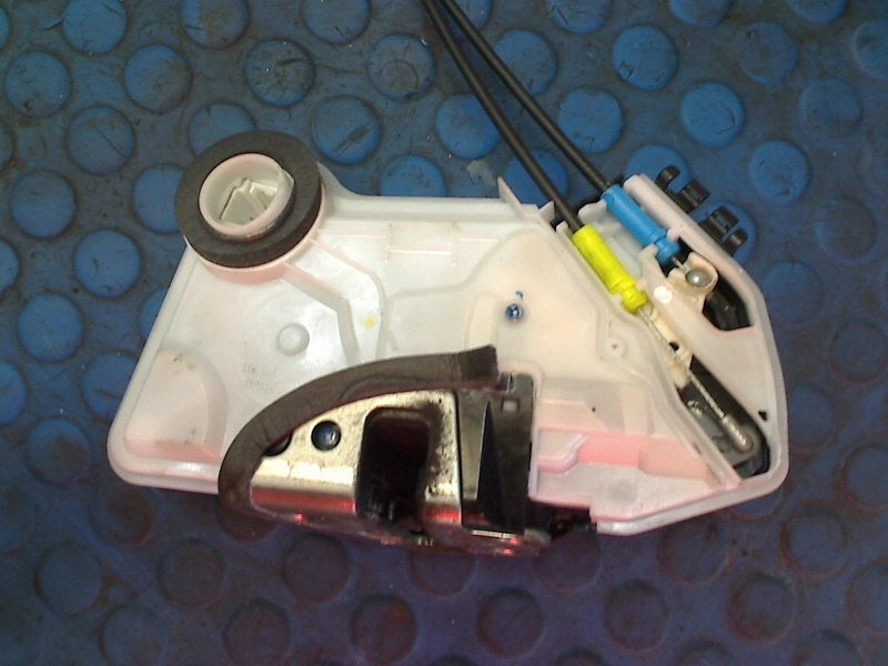 Portierslot Links Voor Toyota Aygo (B40) (2014-05/2018-06), Gebruikt, Kundenbetreuung@toyota.de, Toyota-Allee 2, Köln 50858, , Duitsland