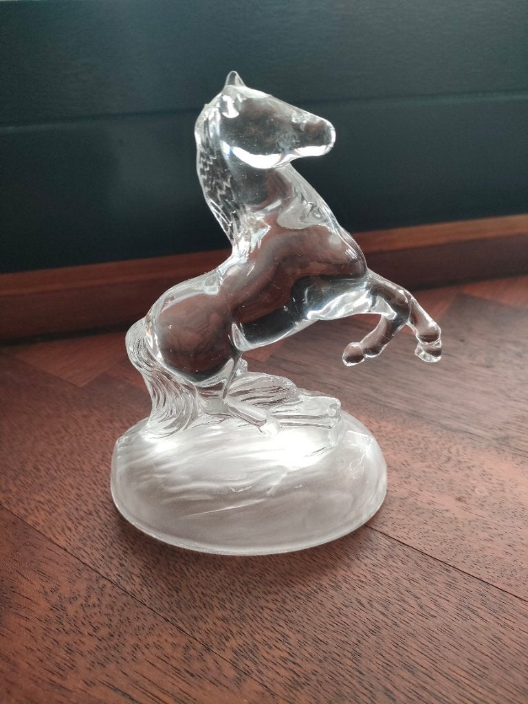Vintage kristal paard, Ophalen