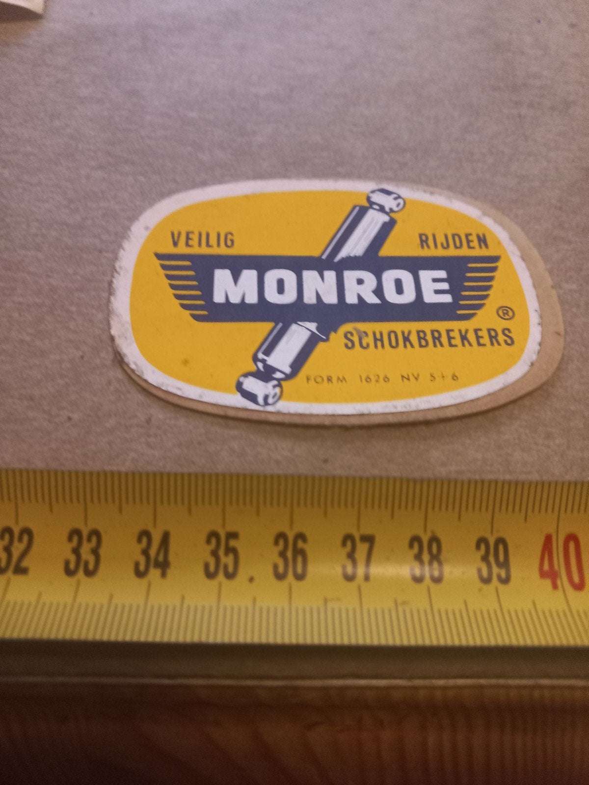 Vintage Monroe Schokbrekers Sticker - Veilig Rijden, Ophalen of Verzenden, Gebruikt