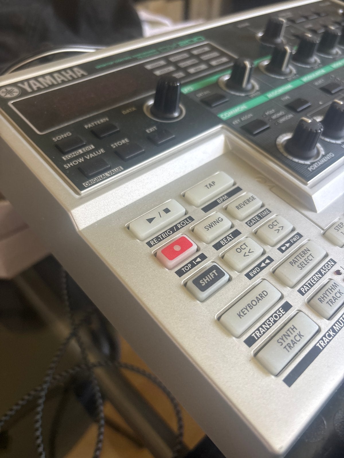 Yamaha DX200 Synthesizer/Sequencer/Groovebox, Ophalen of Verzenden, Gebruikt, 20 kanalen of meer