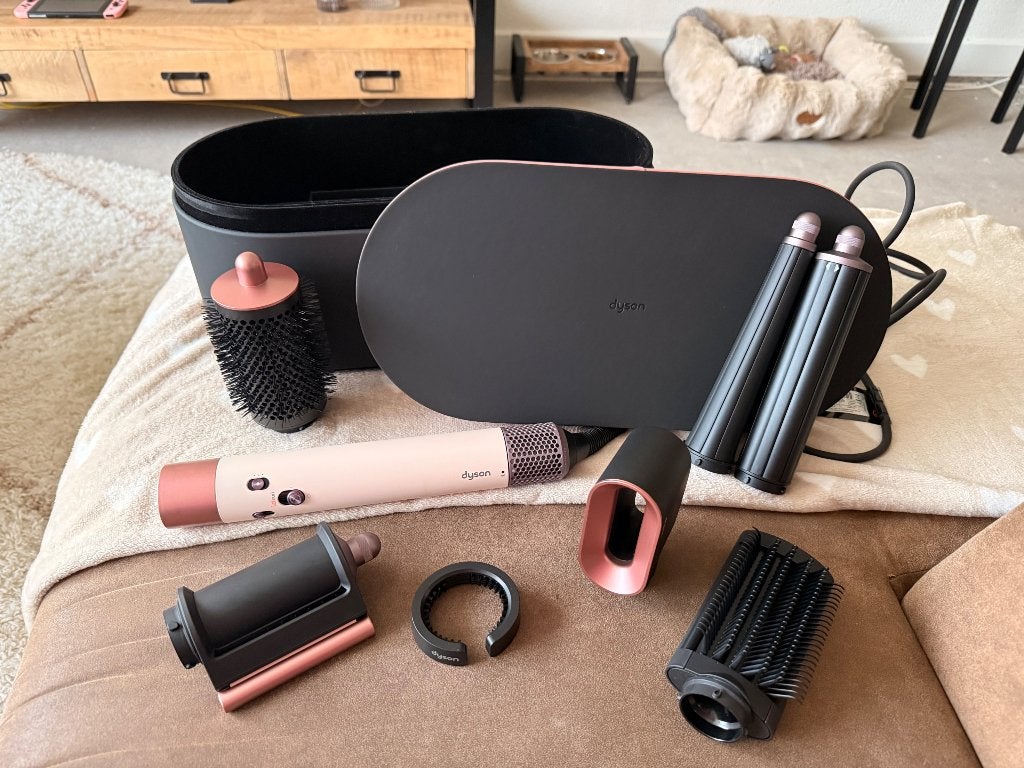 Dyson airwrap, Sieraden, Tassen en Uiterlijk, Uiterlijk | Haarverzorging, Ophalen of Verzenden, Zo goed als nieuw, Föhn of Haardroger