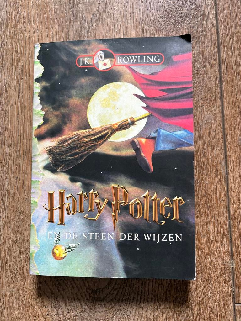 Boek Harry Potter en de Steen der Wijzen - Eerste druk, Ophalen of Verzenden, Gebruikt, Boek of Poster