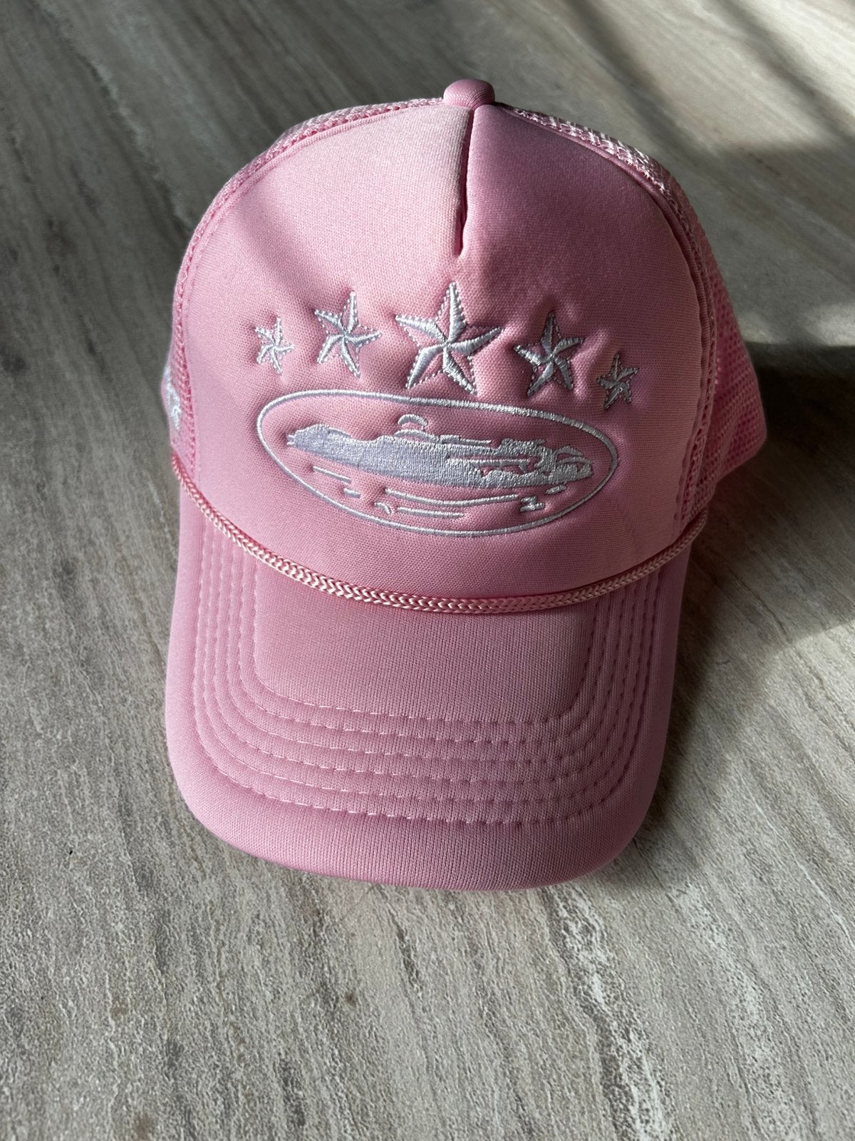 Corteiz roze pet, Kleding | Heren, Hoeden en Petten, Ophalen of Verzenden, Zo goed als nieuw