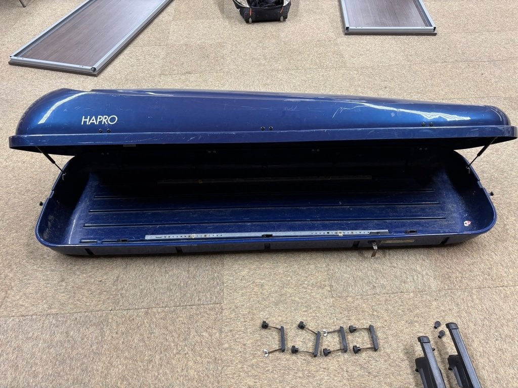 Hapro Sublima 2000 Dakkoffer met Mont Blanc dakdragers, Ophalen, Gebruikt