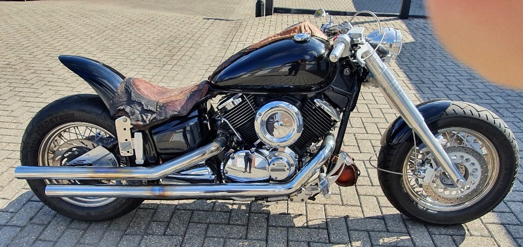 yamaha drag star xvs 1100A costum bike  kleur:zwart, 2 cilinders, LED Verlichting, Occasion, Particulier