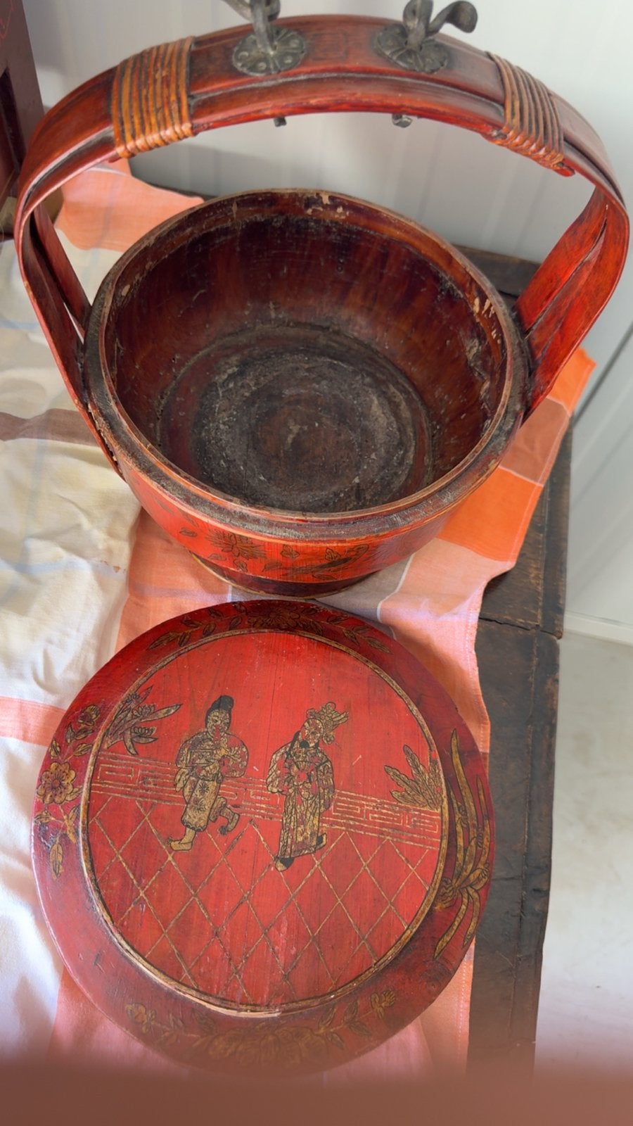 Antieke Chinese bruidskist/picknickmand, rood gelakt, Ophalen of Verzenden
