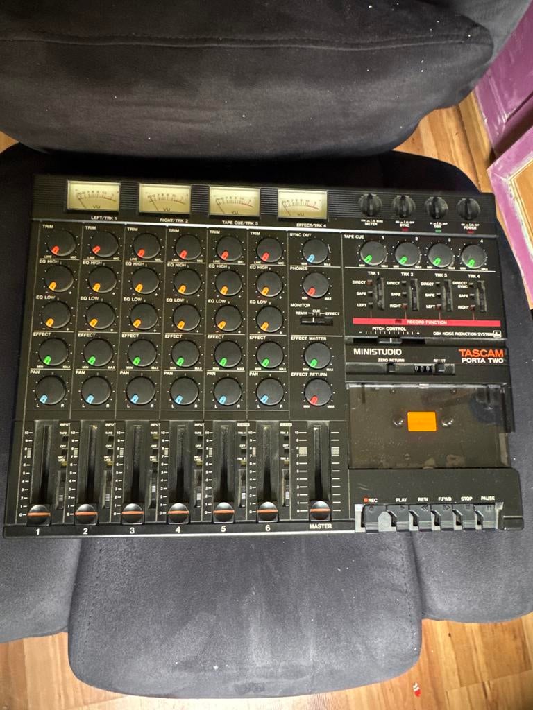 Tascam Ministudio Porta Two 4-sporen recorder, Ophalen of Verzenden, Gebruikt, Minder dan 5 kanalen, Microfooningang