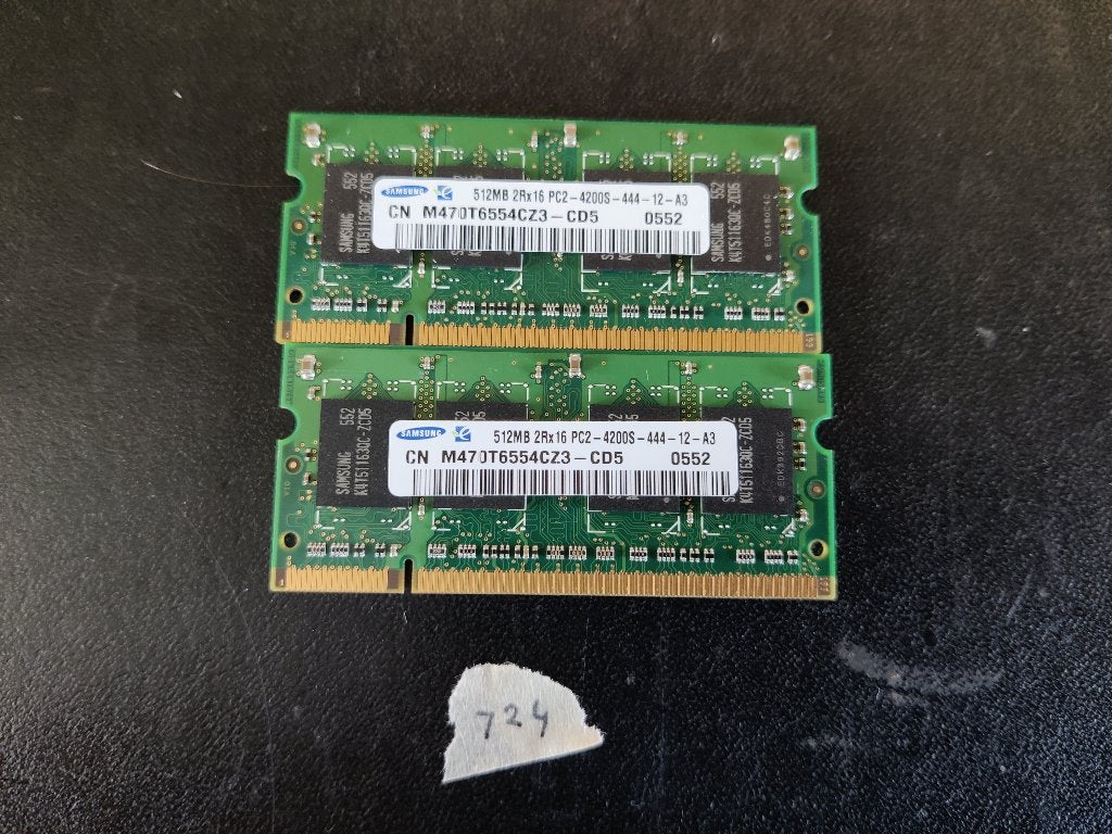 2 X 512MB DDR2 SO-DIMM Samsung [MEM724] 24-10, Computers en Software, Ophalen of Verzenden, Zo goed als nieuw, DDR2, Laptop