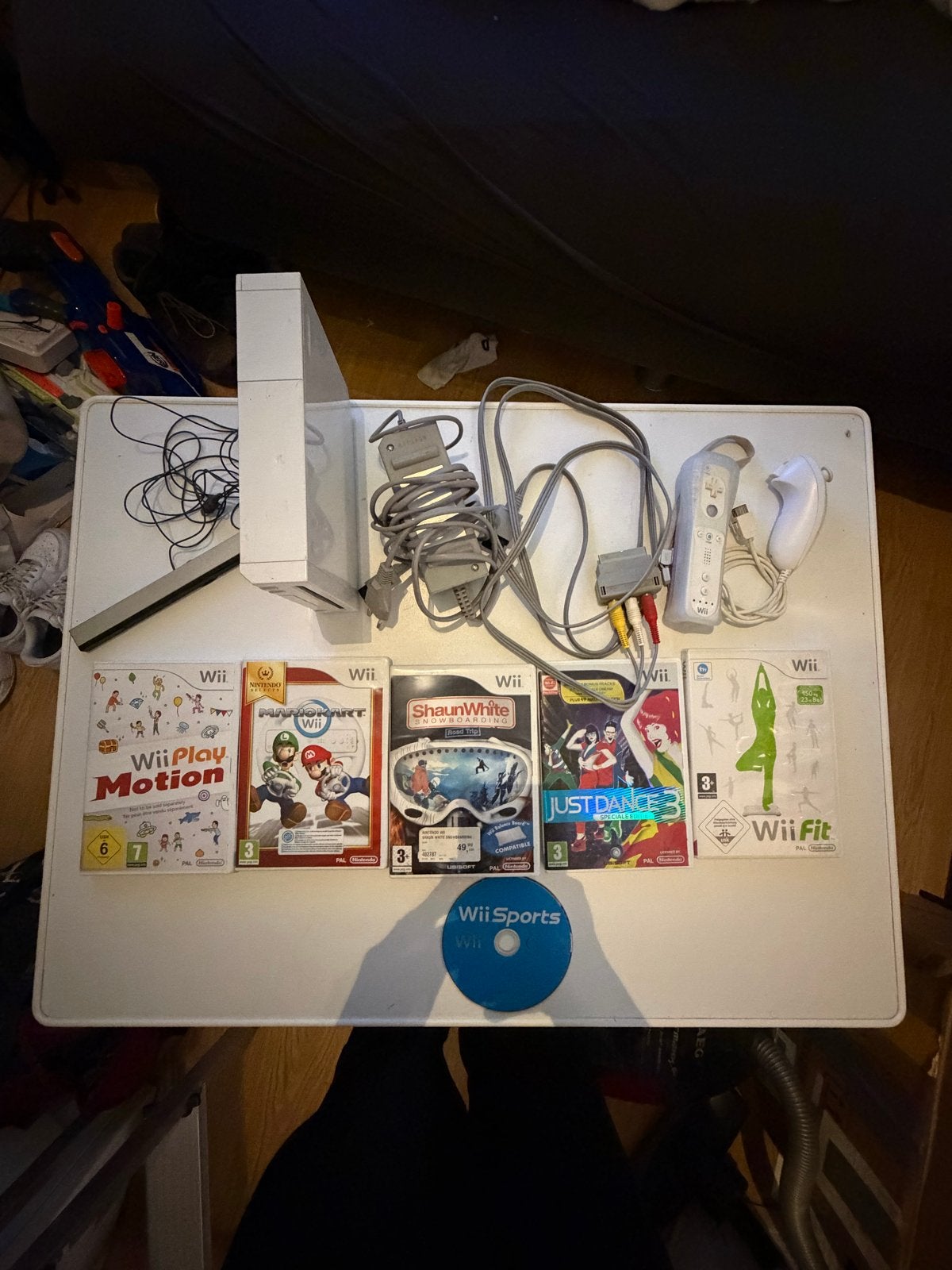 Nintendo Wii Console met 6 spellen en 1 controller, Spelcomputers en Games, Ophalen of Verzenden, Gebruikt, Met 1 controller, Met games