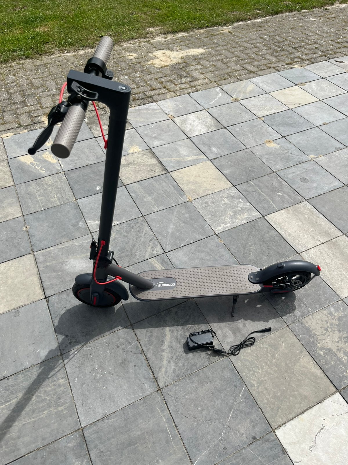 Elektrische step gloed nieuw met doos, Ophalen of Verzenden, Nieuw, Elektrische step (E-scooter)