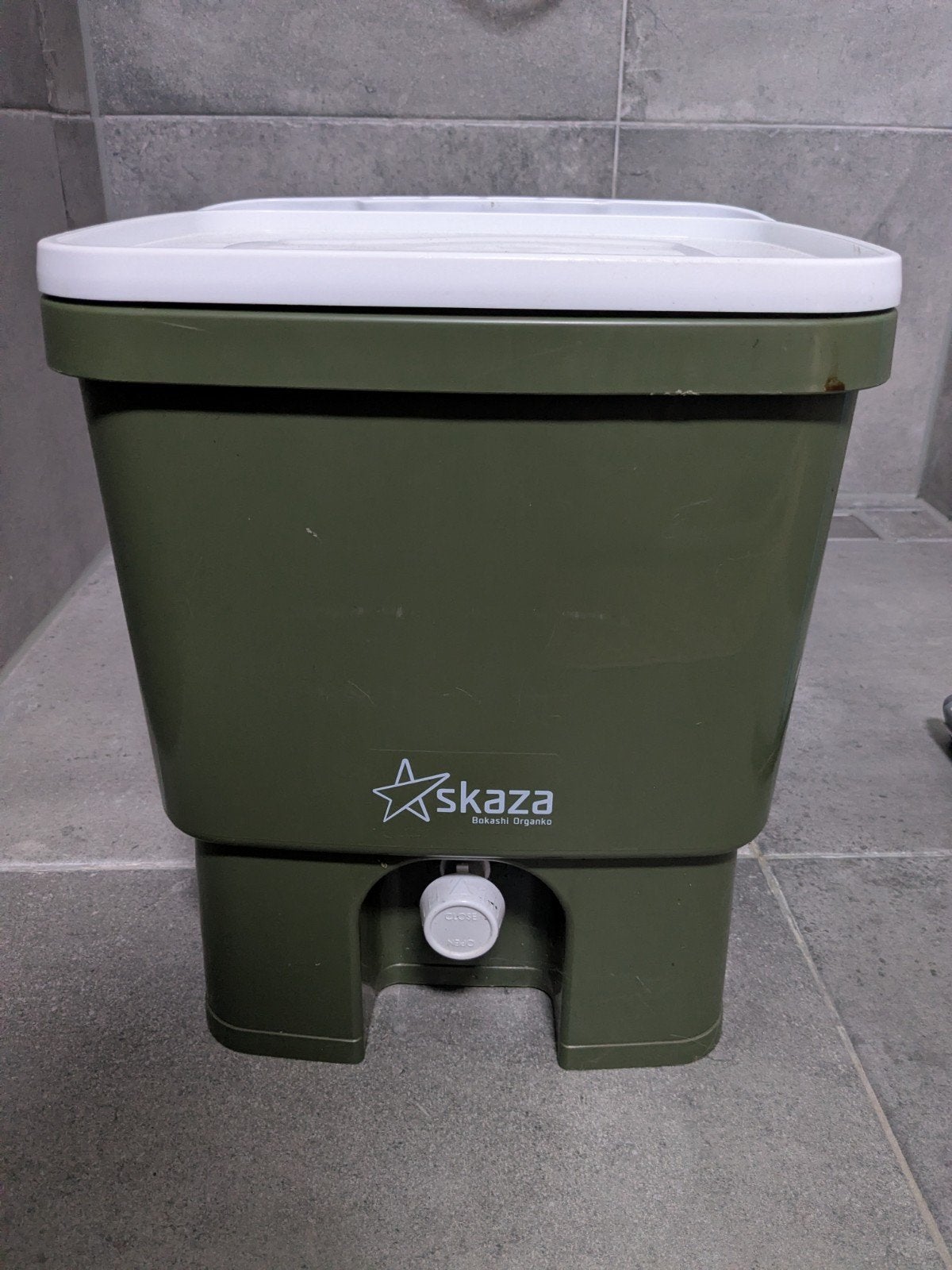 Skaza Bokashi Composteer/Fermenteer Systeem, Ophalen