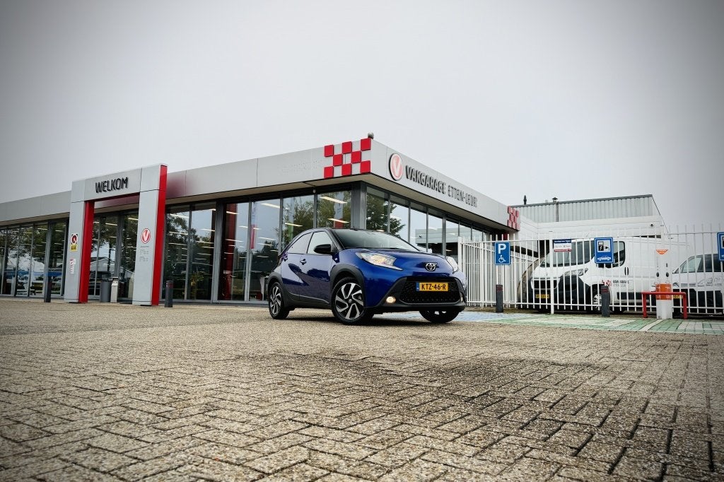 Toyota Aygo X 1.0 VVT-i S-CVT Puls | CAMERA | STOELVERWARMIN, 12 maanden, Gebruikt, Euro 6, 3 cilinders