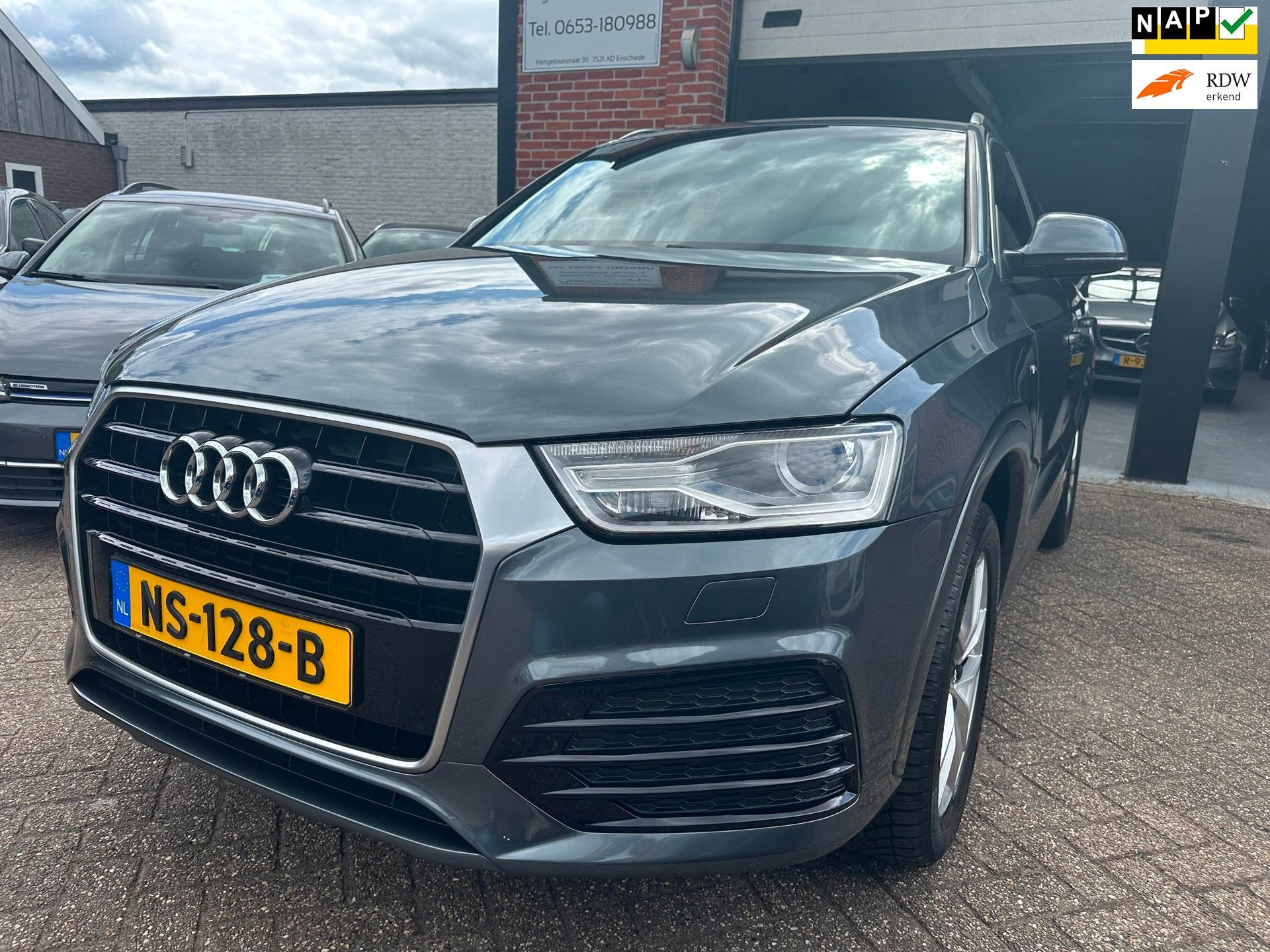 Audi Q3 1.4 TFSI CoD Sport Pro Line 2x S line AUTOMAAT-PANOR, Dealer onderhouden, 1380 kg, 4 cilinders, 150 pk