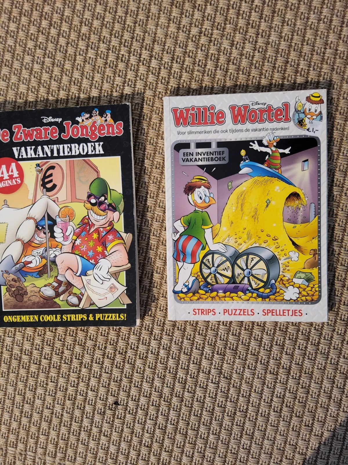 Zware Jongens Vakantieboek & Willie Wortel Vakantieboek, Gelezen, Walt Disney, Ophalen of Verzenden, Meerdere stripboeken