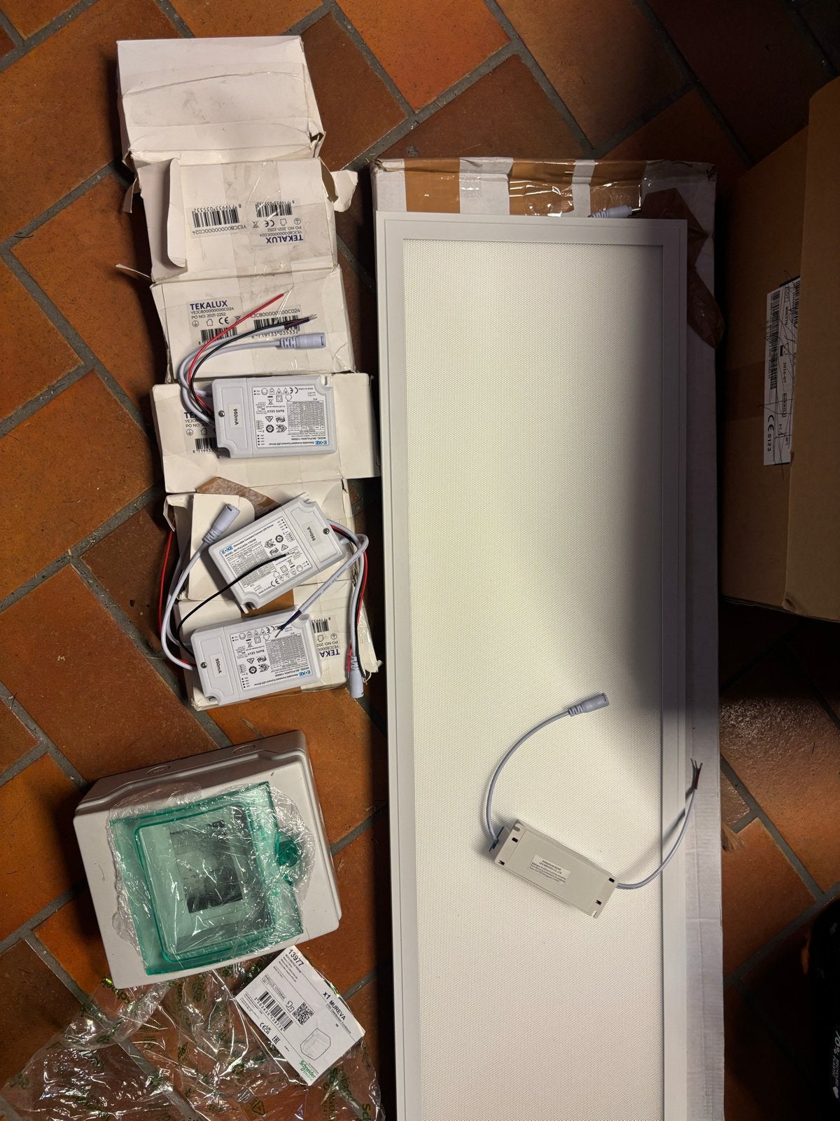 Schneider Electric behuizing en led lamp drivers voor weinig, Ophalen, Nieuw, Schneider Electric, Overige typen
