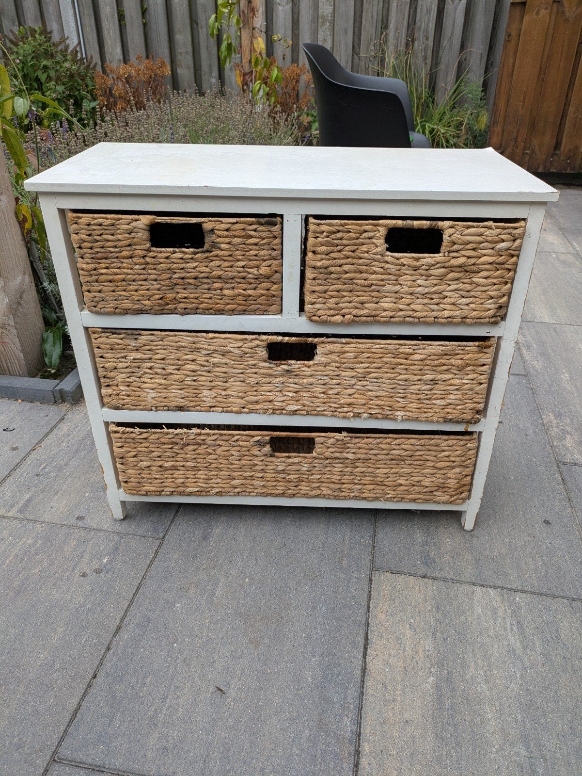 Leuk kastje met rieten manden - gratis af te halen, Huis en Inrichting, Kasten | Dressoirs, Ophalen, Gebruikt, 50 tot 100 cm, Met lade(s)