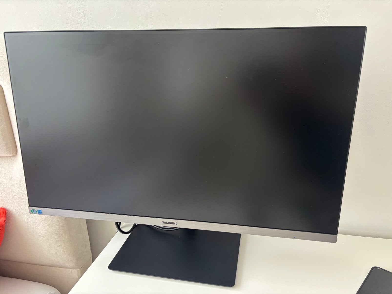 Monitor Samsung - 27 inch - 1920 x 1080 (Full HD)
